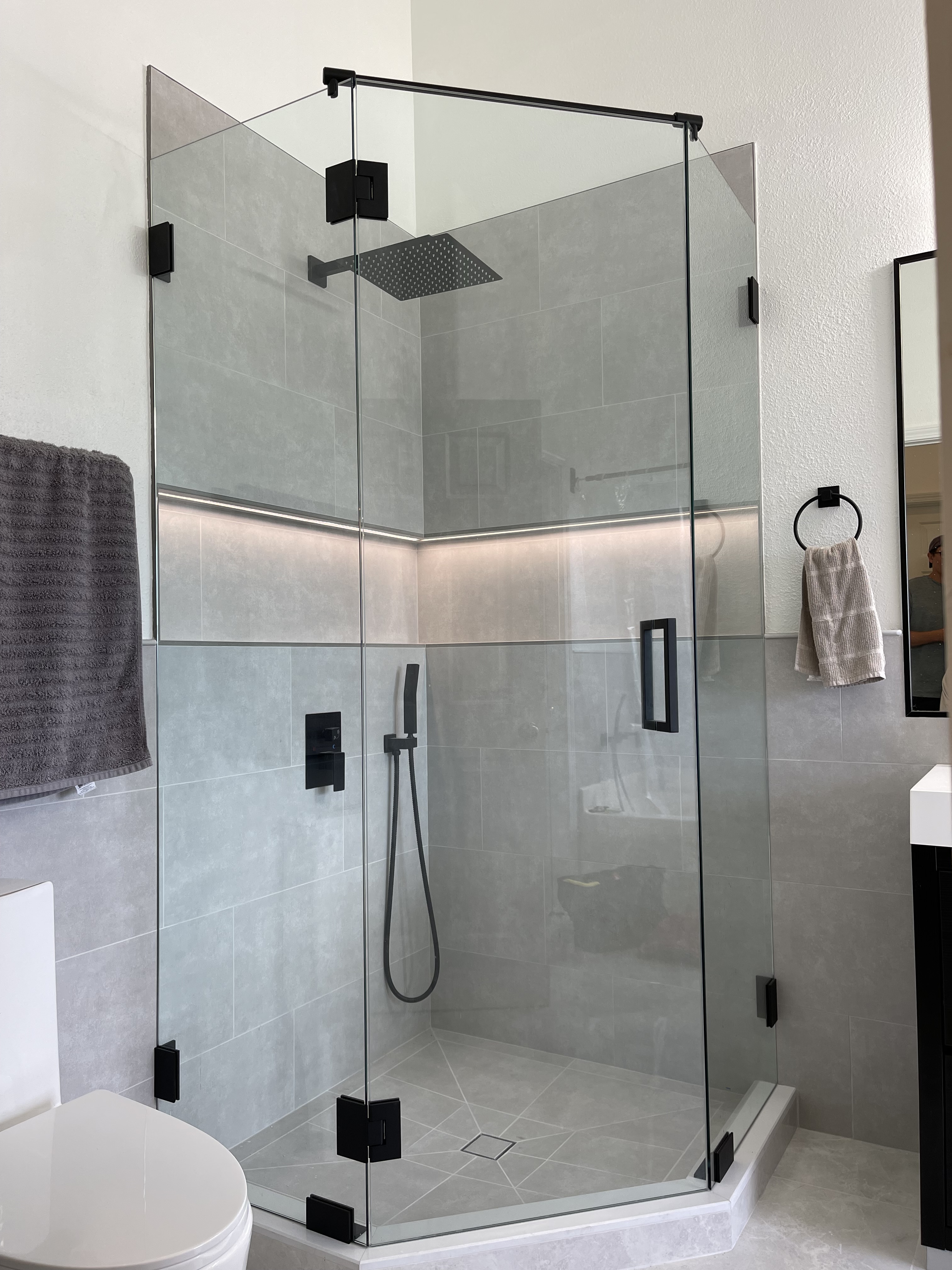 Custom Shower Doors Macomb County Michigan